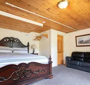 Cranmore Mountain Lodge Bed & Breakfast hotel detail image 7
