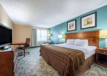 Ramada by Wyndham Vineland Millville Area hotel thumbnail 8