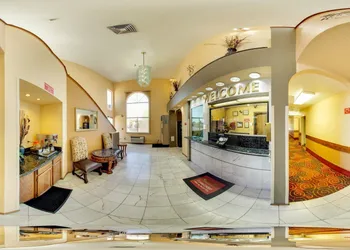 Econo Lodge Inn & Suites Albuquerque East I-40 Eubank Exit hotel thumbnail 2