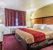 Econo Lodge Inn & Suites Albuquerque East I-40 Eubank Exit hotel detail image 7