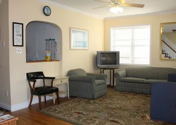 Key West Motel hotel thumbnail 3