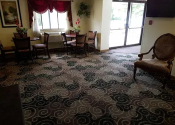 Auburn Inn hotel thumbnail 2