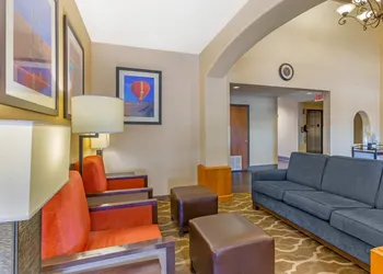Comfort Inn & Suites Socorro hotel thumbnail 3