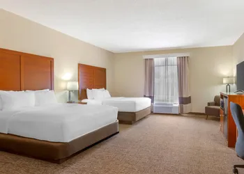 Comfort Inn & Suites Socorro hotel thumbnail 4