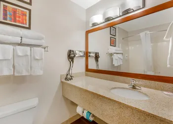 Comfort Inn & Suites Socorro hotel thumbnail 8
