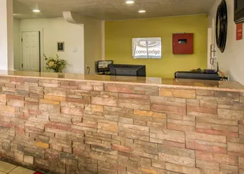 Econo Lodge Albuquerque East hotel thumbnail 2