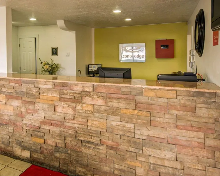Econo Lodge Albuquerque East hotel detail image 2