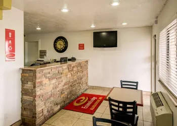 Econo Lodge Albuquerque East hotel thumbnail 4