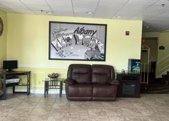Super 8 by Wyndham Albany hotel thumbnail 2