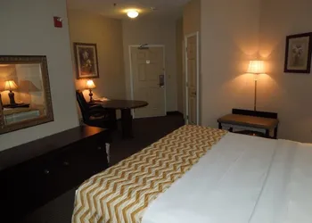 Super 8 by Wyndham Albany hotel thumbnail 8