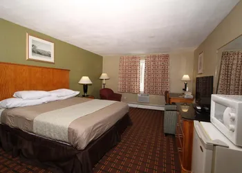 Budget Inn - Syracuse Airport hotel thumbnail 6