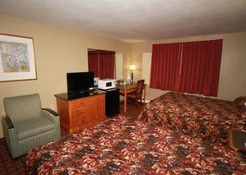 Budget Inn - Syracuse Airport hotel thumbnail 7