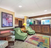 Days Inn by Wyndham Asheville Downtown North hotel detail image 4