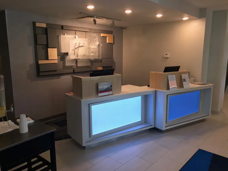 Holiday Inn Express Hotel & Suites Rochester - Victor by IHG hotel detail image 2