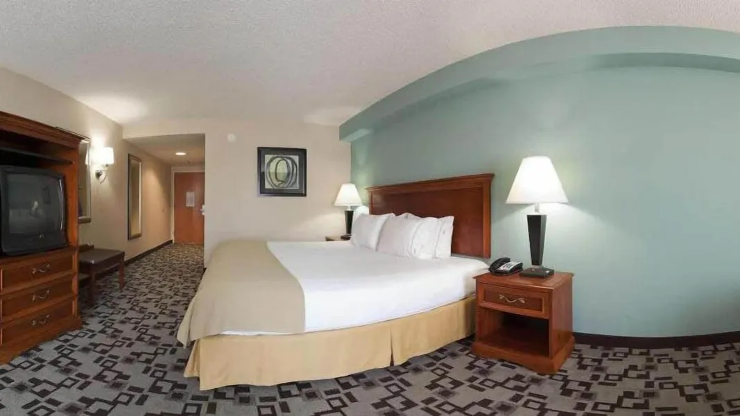 Holiday Inn Express Apex - Raleigh by IHG hotel detail image 2