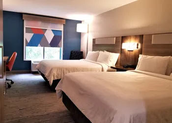 Holiday Inn Express Apex - Raleigh by IHG hotel thumbnail 3