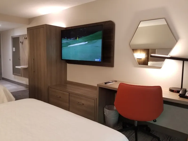 Holiday Inn Express Apex - Raleigh by IHG hotel detail image 6