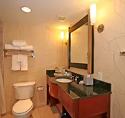 DoubleTree by Hilton Greensboro hotel detail image 4