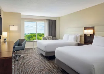 DoubleTree by Hilton Greensboro hotel thumbnail 6