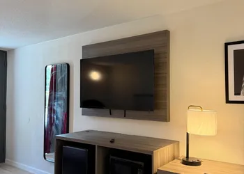 Ramada by Wyndham Lumberton NC North hotel thumbnail 5