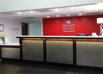 Quality Suites Pineville - Charlotte hotel thumbnail 2