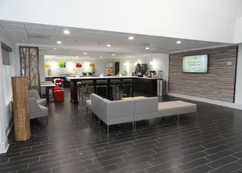 Quality Suites Pineville - Charlotte hotel thumbnail 7