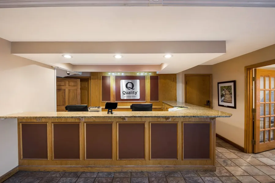 Quality inn & Suites Cincinnati I-275 hotel detail image 2