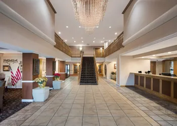 Quality inn & Suites Cincinnati I-275 hotel thumbnail 3