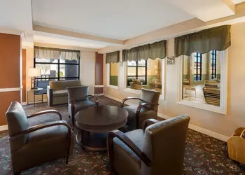 Quality inn & Suites Cincinnati I-275 hotel thumbnail 4