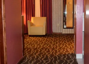Quality inn & Suites Cincinnati I-275 hotel thumbnail 5
