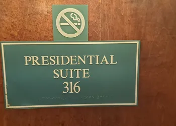 Quality inn & Suites Cincinnati I-275 hotel thumbnail 6