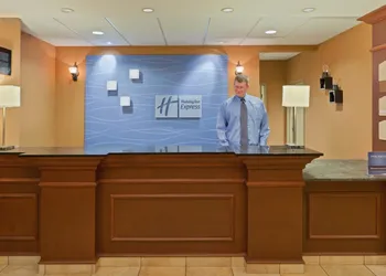 Holiday Inn Express & Suites Kent - University Area by IHG hotel thumbnail 3
