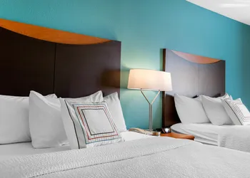 Country Inn & Suites by Radisson, Bismarck-Mandan hotel thumbnail 3