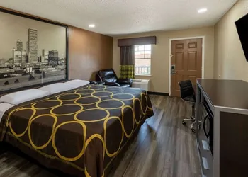Economy Suites - Fairgrounds hotel thumbnail 5
