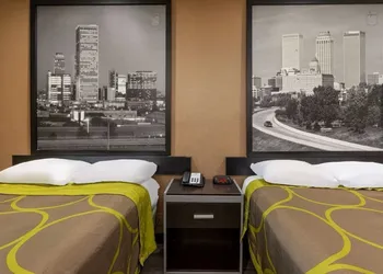 Economy Suites - Fairgrounds hotel thumbnail 7