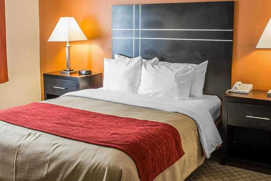 Howard Johnson by Wyndham Columbus State Fairgrounds I-71 hotel detail image 6