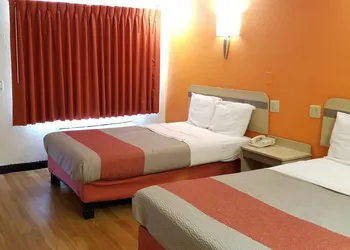FairBridge Inn Express London hotel thumbnail 4