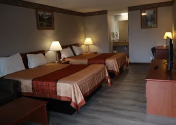 Express Inn & Suites hotel thumbnail 4