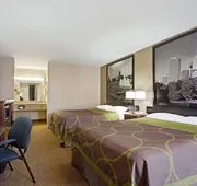 Super 8 by Wyndham Oklahoma/Frontier City hotel detail image 7