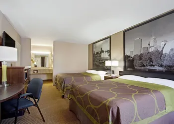 Super 8 by Wyndham Oklahoma/Frontier City hotel thumbnail 7