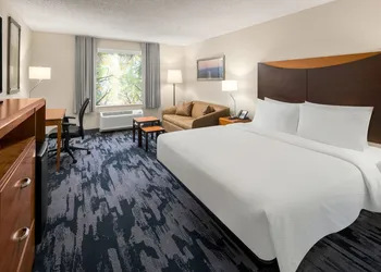 Fairfield Inn & Suites by Marriott Beaverton hotel thumbnail 8