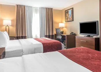 Comfort Suites Mason near Kings Island hotel thumbnail 7