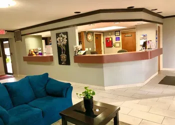 Americas Best Value Inn & Suites Yukon Oklahoma City hotel thumbnail 3
