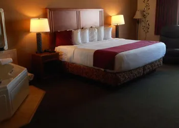 AmericInn by Wyndham McAlester hotel thumbnail 7