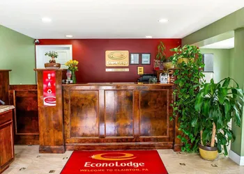 Econo Lodge Jefferson Hills Hwy 51 hotel thumbnail 3