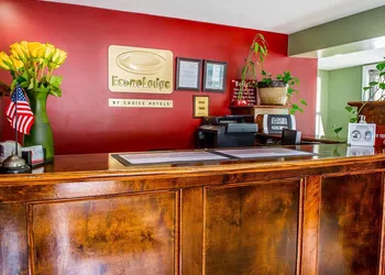 Econo Lodge Jefferson Hills Hwy 51 hotel thumbnail 4