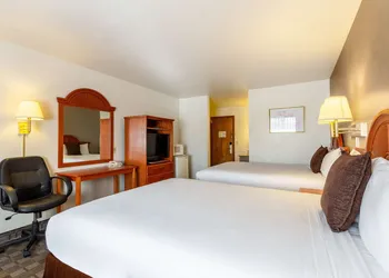Americas Best Value Inn Burns hotel thumbnail 6
