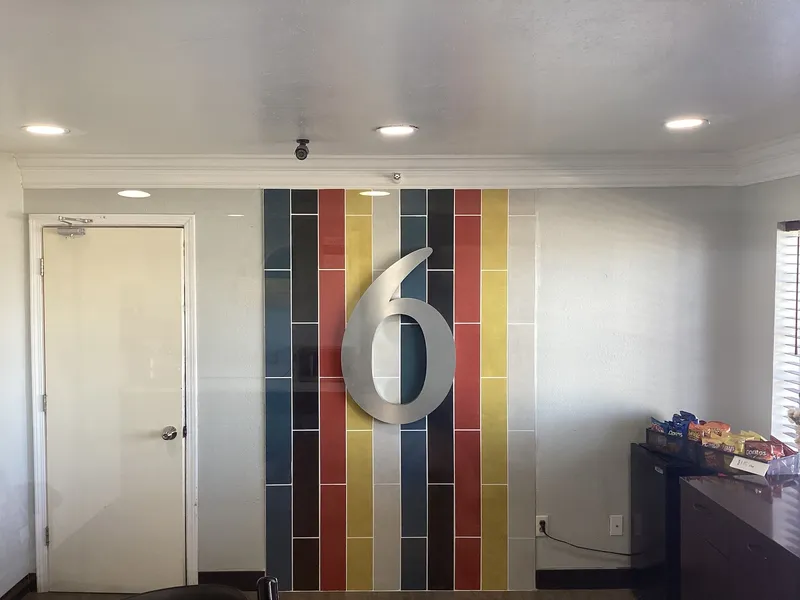 Motel 6 Tulsa OK Airport hotel detail image 2