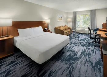 Fairfield Inn & Suites by Marriott Lake Oswego hotel thumbnail 6