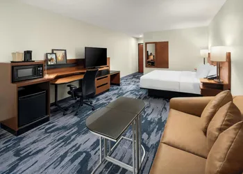 Fairfield Inn & Suites by Marriott Lake Oswego hotel thumbnail 8